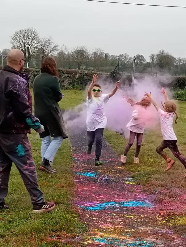 Sponsored Colour Run - image 7