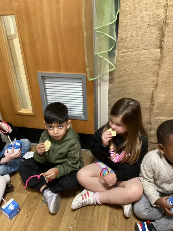 Gallery - created at 2025-04-04 15:02:06 - image 4