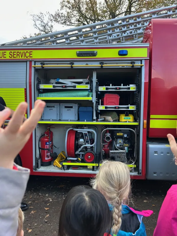 Gallery - created at 2025-11-13 18:38:59 - image 1