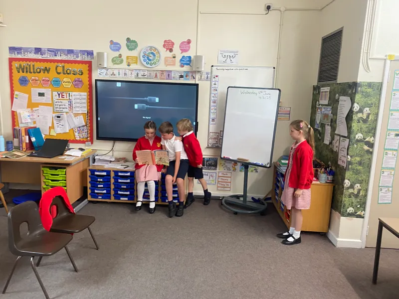 Gallery - created at 2025-06-07 19:52:34 - image 5