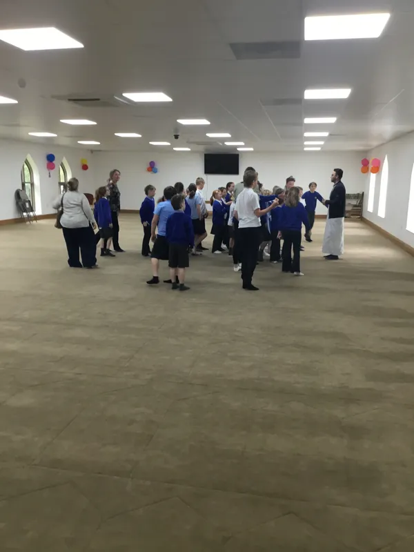 Key stage 2 Mosque visit - image 16