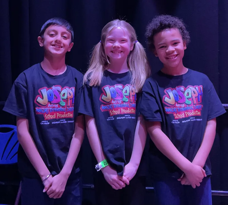 Gallery - created at 2025-03-24 10:33:28 - image 3