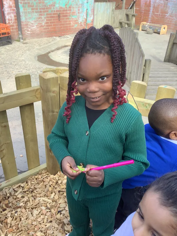 Gallery - created at 2025-04-04 15:02:06 - image 52