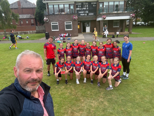 Llwyddiant Llan Success