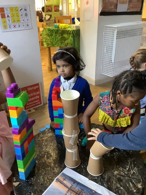 Gallery - created at 2025-04-04 15:02:06 - image 77