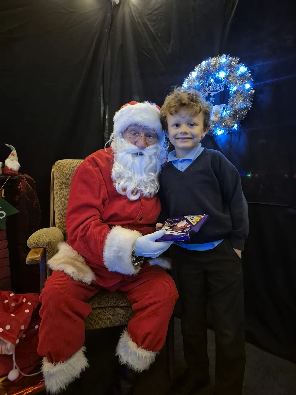 Y2 Santa's Grotto 25-26 - image 5 Y2 Santa's Grotto 25-26 - image 5