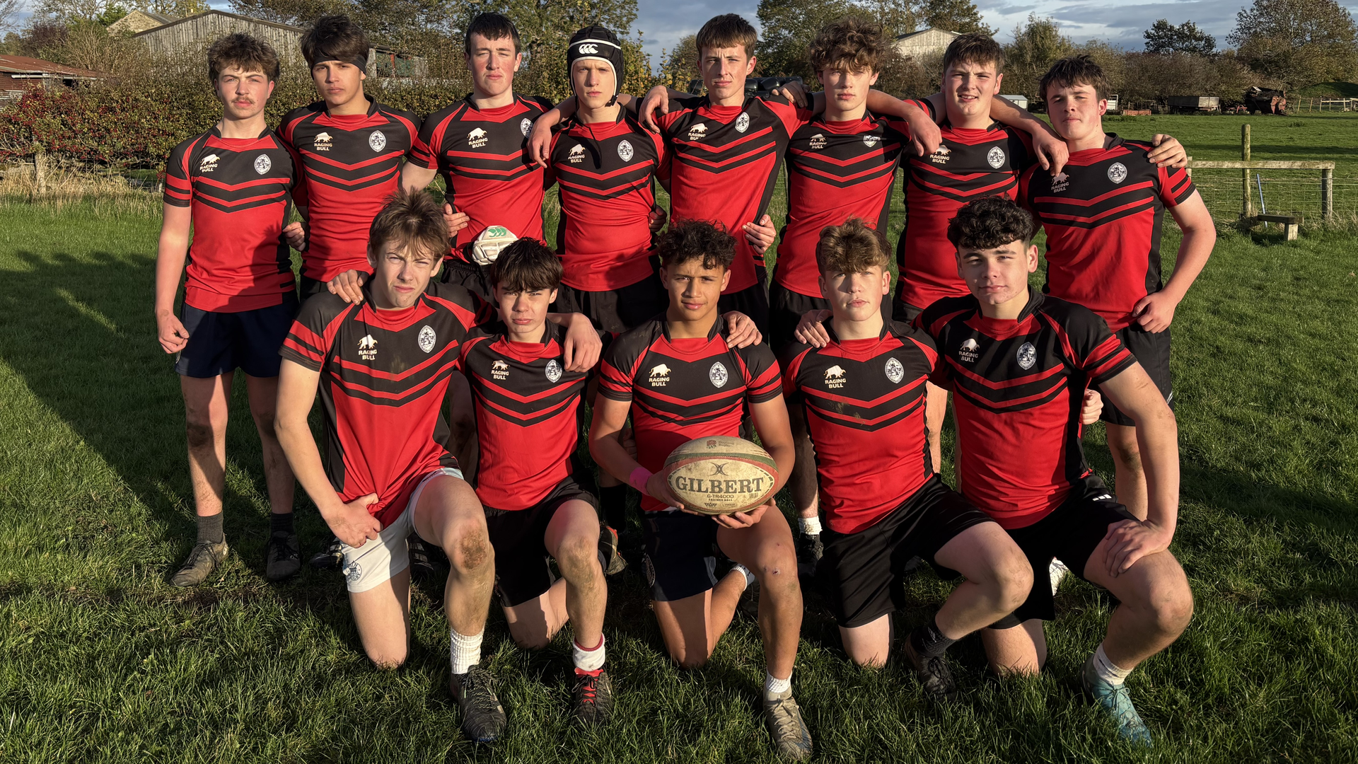 YEAR 11 RUGBY TEAM SHOWS CLASS, BOTH ON AND OFF THE PITCH 