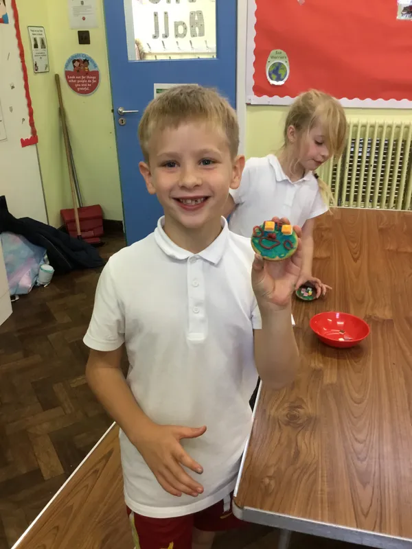 Baking Club - Decorating Biscuits - image 3 Baking Club - Decorating Biscuits - image 3