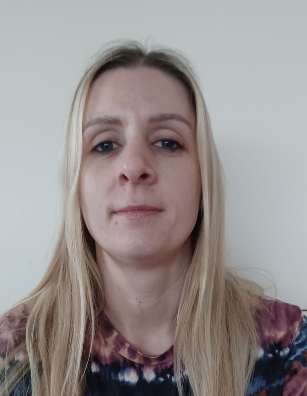 Mrs R Dhillon – Lunchtime Supervisor / Wrap Around Assistant