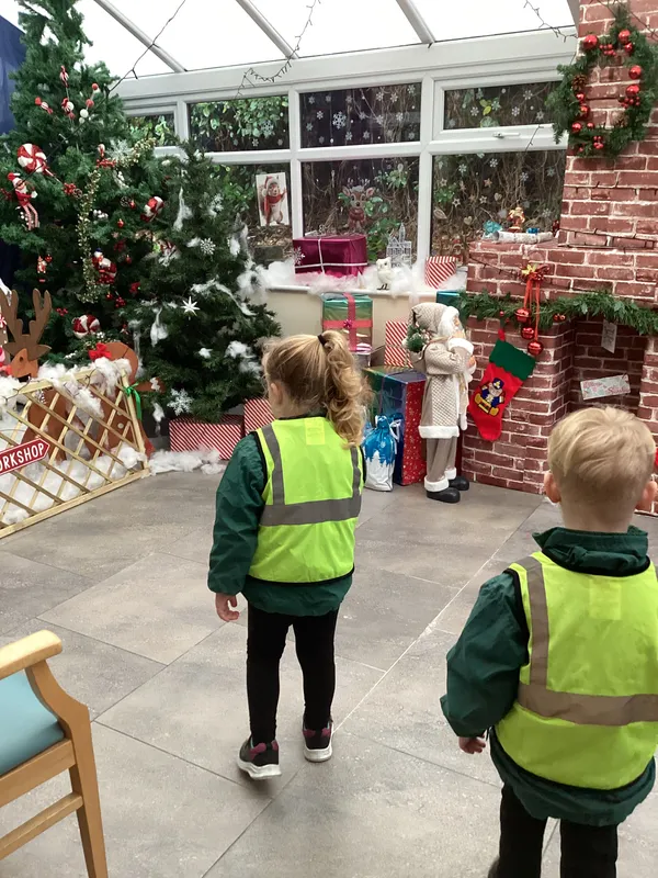 Visit to grove care home 25 - image 4 Visit to grove care home 25 - image 4