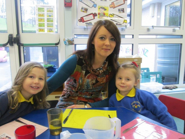 Rebecca enjoyed looking after her mummy when she came to school for lunch.