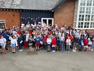 Gallery - created at 2025-05-08 21:40:46 - image 1