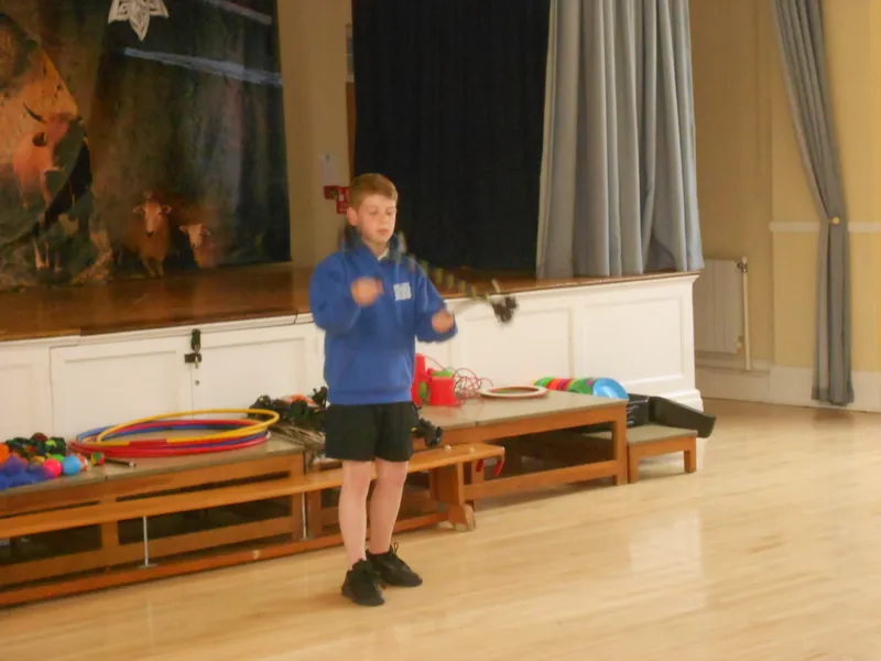 Y6 Circus Skills Event - image 16