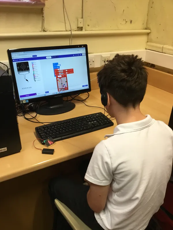 2025 October Class 4 computing - image 20 2025 October Class 4 computing - image 20