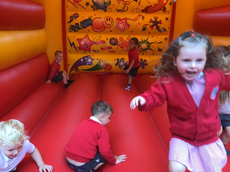 Bouncy castle fun! - image 4 Bouncy castle fun! - image 4
