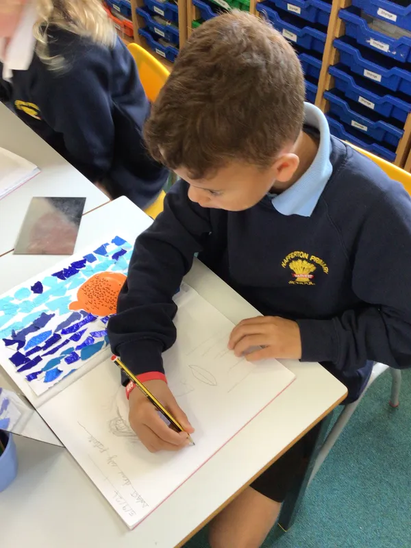 Wrens sketching self portraits - image 1 Wrens sketching self portraits - image 1