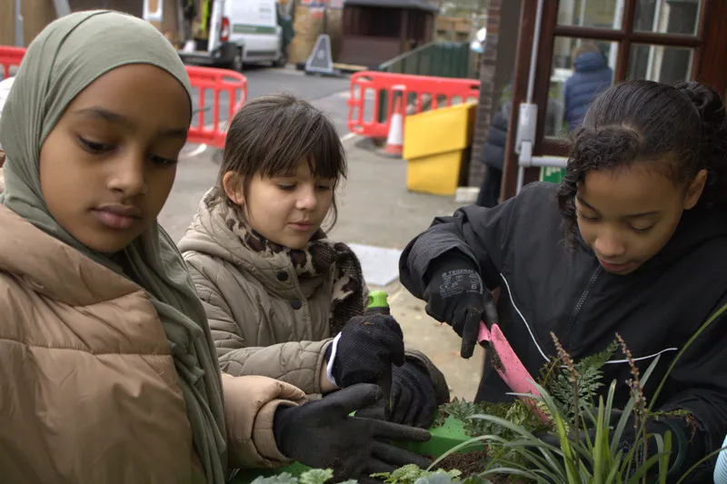 Gallery - created at 2025-11-18 16:17:46 - image 7