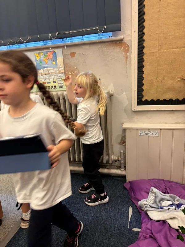 Class 2 Computing pictures - image 5 Class 2 Computing pictures - image 5