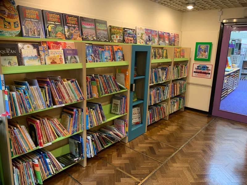 School Tour - image 41