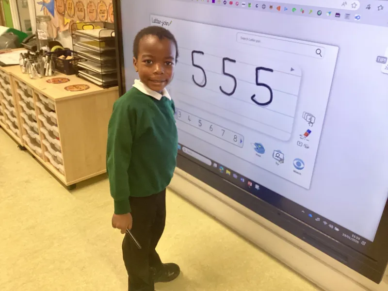 Gallery - created at 2025-10-21 15:11:29 - image 8