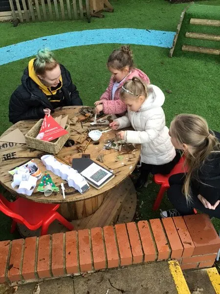 Reception - Christmas craft afternoon! - image 29