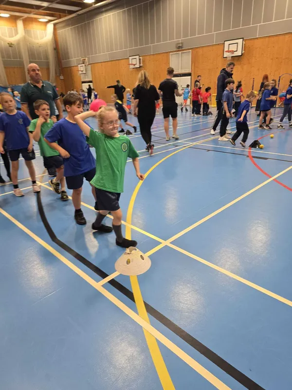 Gallery - created at 2025-11-10 10:53:30 - image 6 Gallery - created at 2025-11-10 10:53:30 - image 6