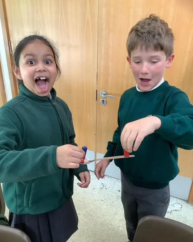 Science at Watton at Stone  - image 8