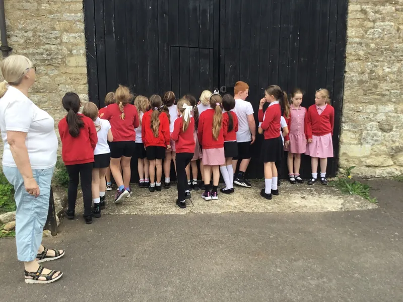 Year 3 - MK Discovery Centre - image 41