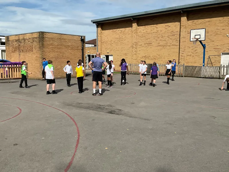 Year 6 Rugby - image 9