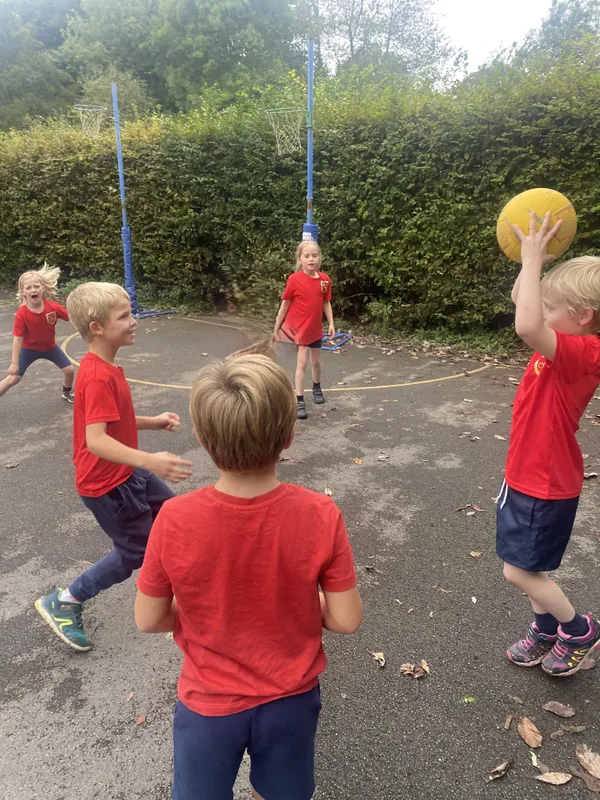 Gallery - created at 2024-09-28 18:00:54 - image 2