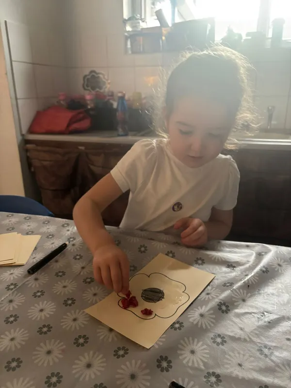 Reception Poppies - image 3 Reception Poppies - image 3