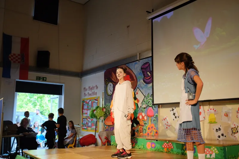 Gallery - image 10