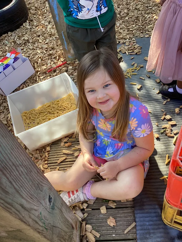 Gallery - created at 2025-04-04 15:02:06 - image 98