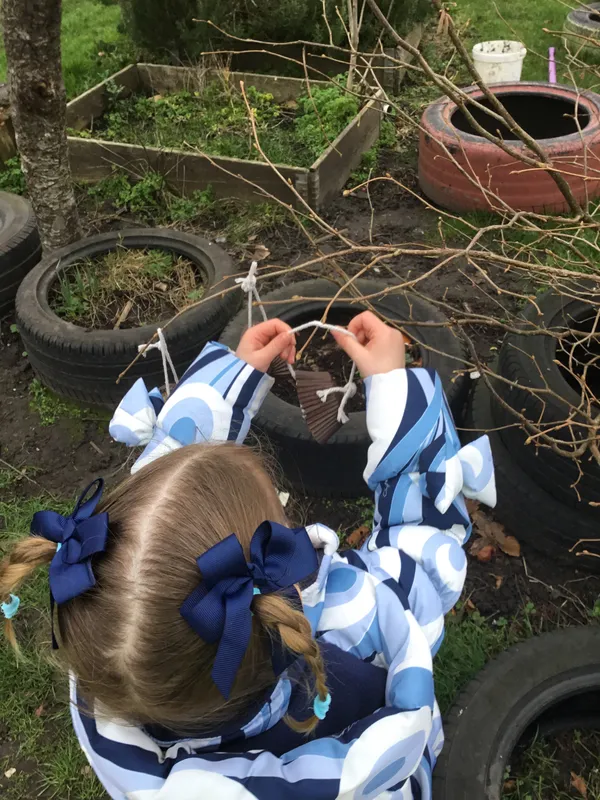 Nursery bird feeders - image 1