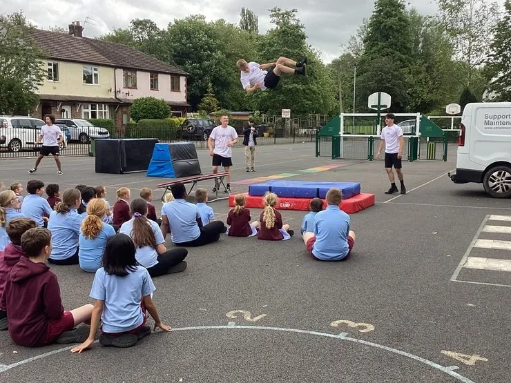 Street Monkeys' Performance - image 6