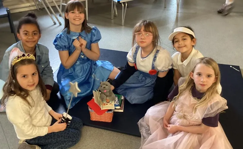 Gallery - created at 2023-03-06 09:38:50 - image 3