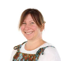 Mrs Joelle Ullyott