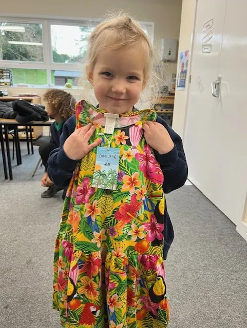 Parliament Sustainable Clothes Swap Autumn 2025 - image 2 Parliament Sustainable Clothes Swap Autumn 2025 - image 2