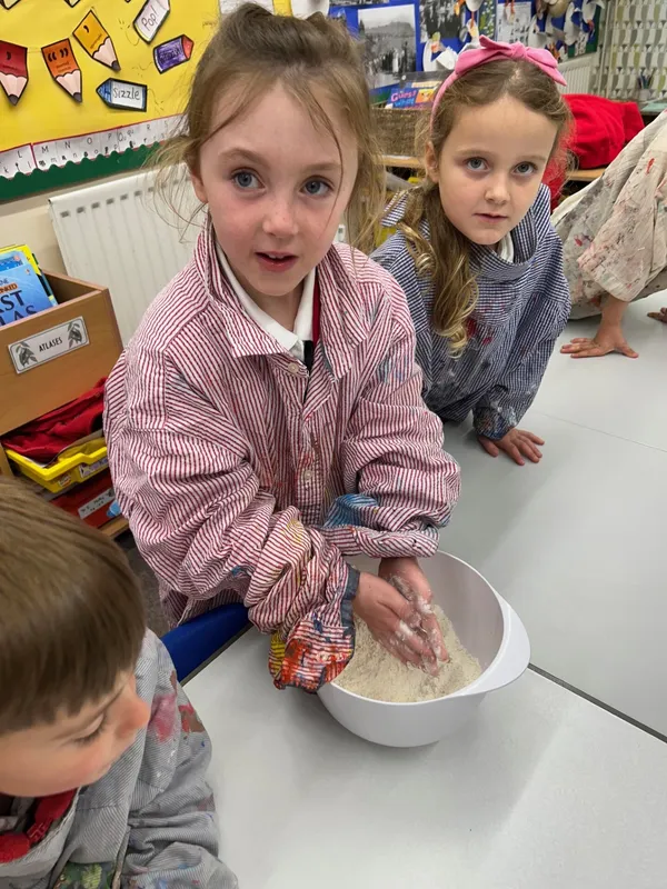 Gallery - created at 2025-10-16 17:06:56 - image 3