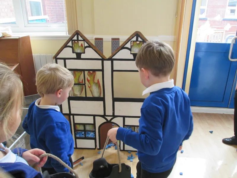 Y2 Great Fire of London Workshop - image 29