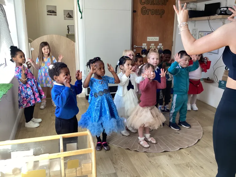 Gallery - created at 2025-04-04 15:02:06 - image 89