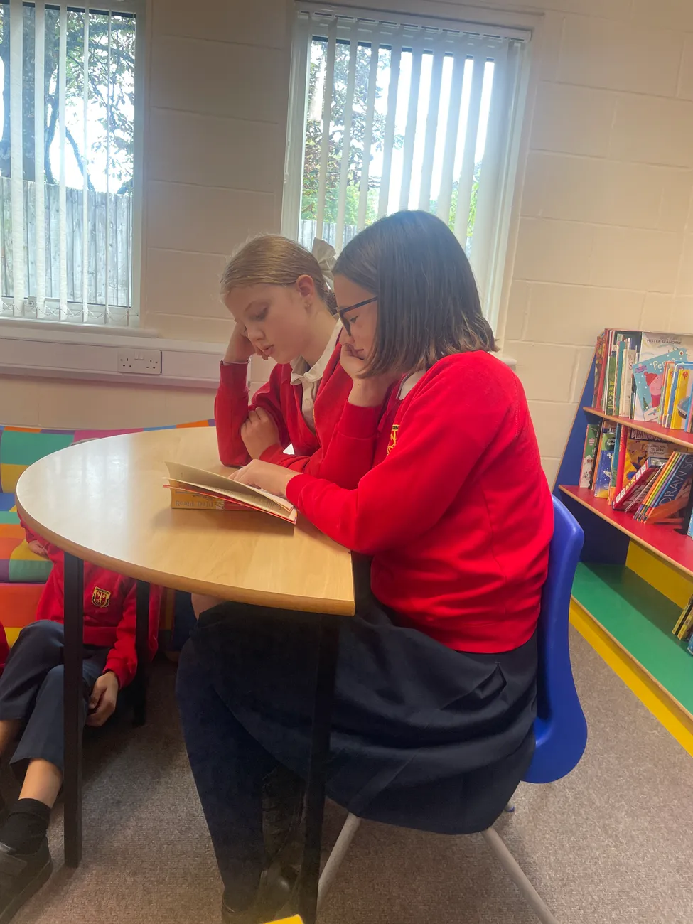 Gallery - created at 2025-10-28 21:06:52 - image 2