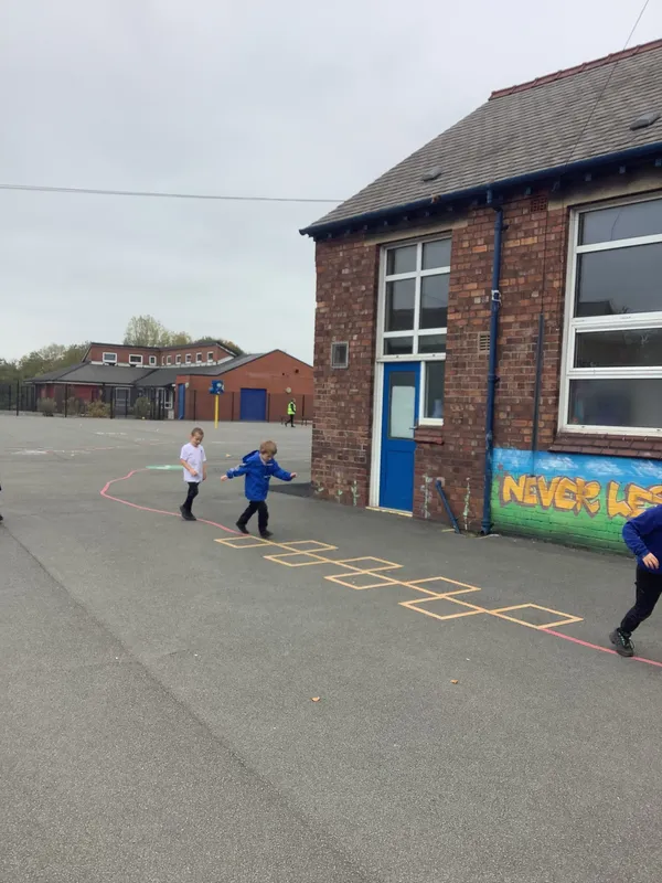 Gallery - created at 2025-10-13 15:27:56 - image 1 Gallery - created at 2025-10-13 15:27:56 - image 1