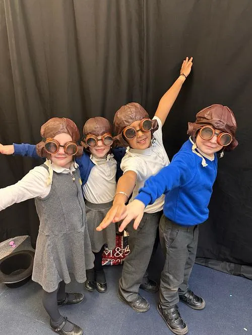 History 3 - image 5 History 3 - image 5