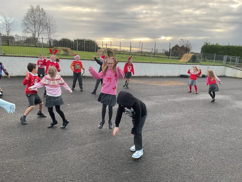 Santa Daily Mile 2025 - image 4 Santa Daily Mile 2025 - image 4