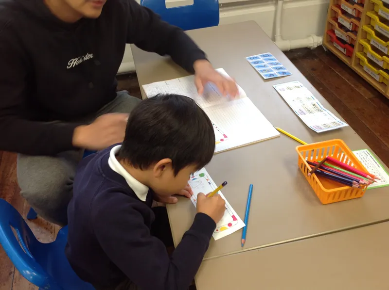 Gallery - created at 2025-10-15 12:03:33 - image 2