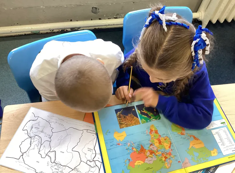 Gallery - created at 2025-10-07 19:57:48 - image 5 Gallery - created at 2025-10-07 19:57:48 - image 5