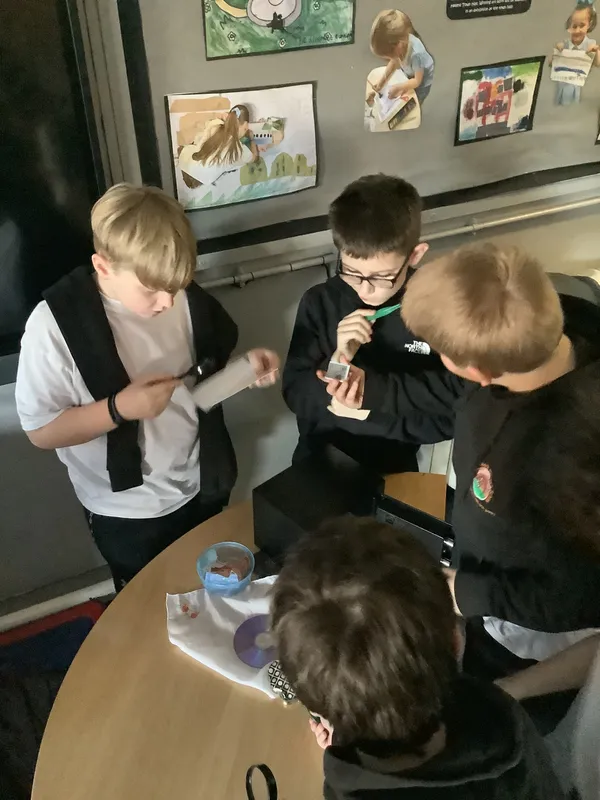 TH Science  - image 4