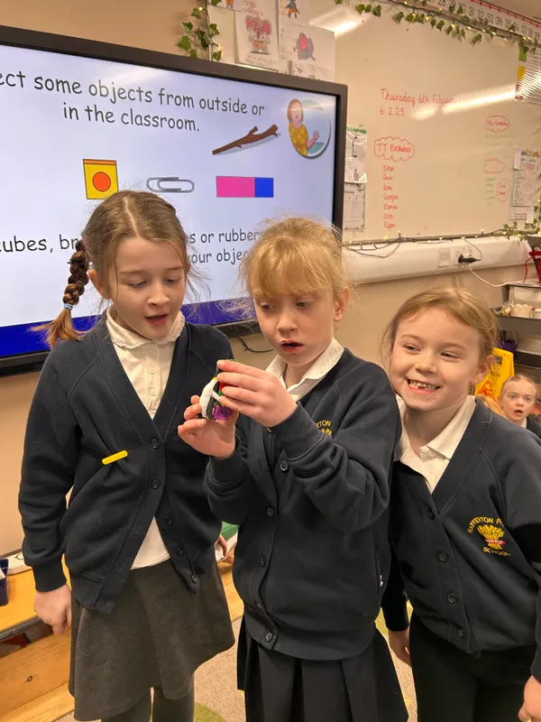 Measuring using cubes in Maths - image 10 Measuring using cubes in Maths - image 10