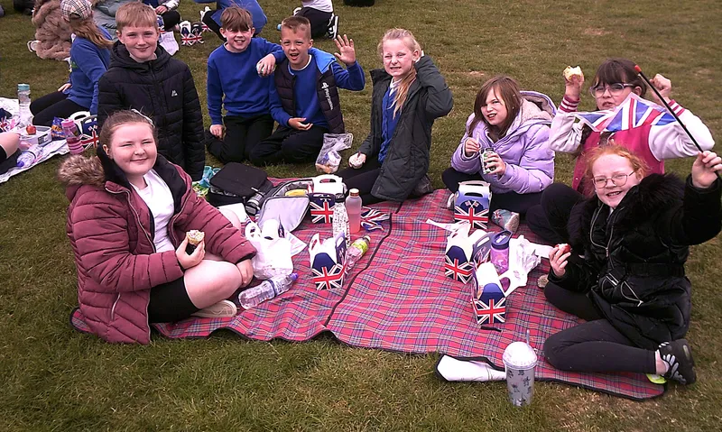 VE 80th Anniversary Whole School Picnic - image 4